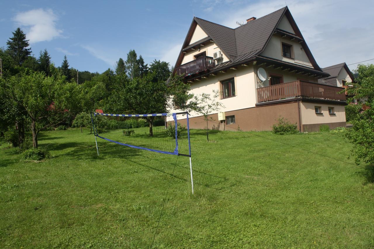 Apartament I Pokoje Goscinne U Lusi Wisła Exterior foto